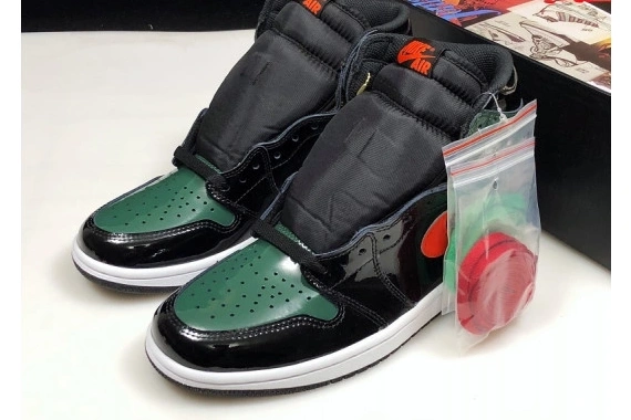 Basel' Air OG 'Art High x 1 SoleFly AV3905 Family 038 AV3905 and Jordan  Retro Friends 038 0526